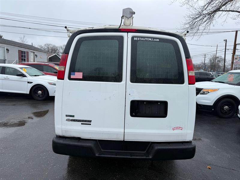 Chevrolet Express 2500 Cargo 2011