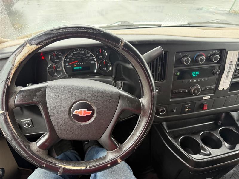 Chevrolet Express 2500 Cargo 2011