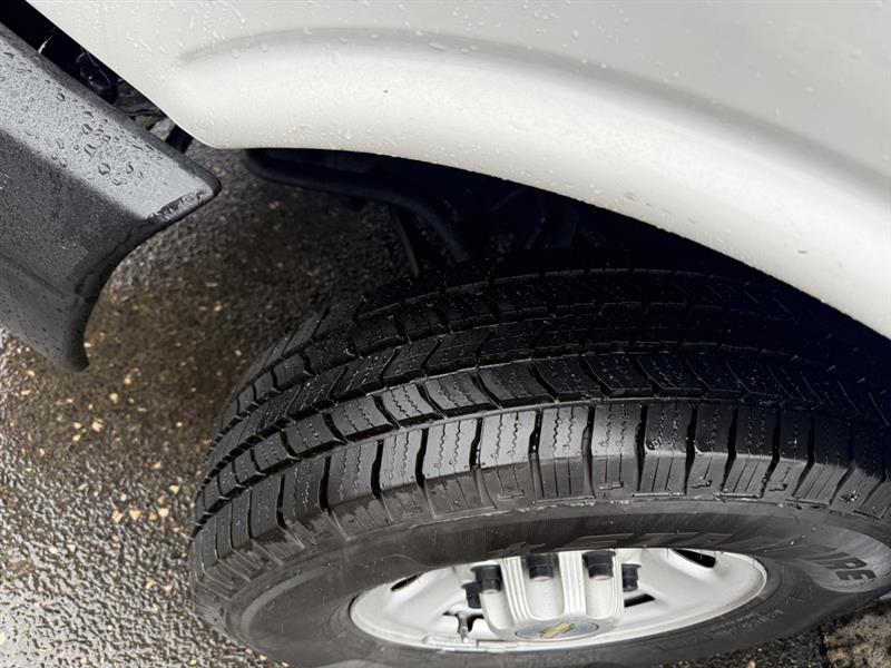 Chevrolet Express 2500 Cargo 2011