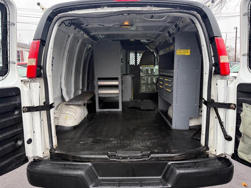 Chevrolet Express 2500 Cargo 2011
