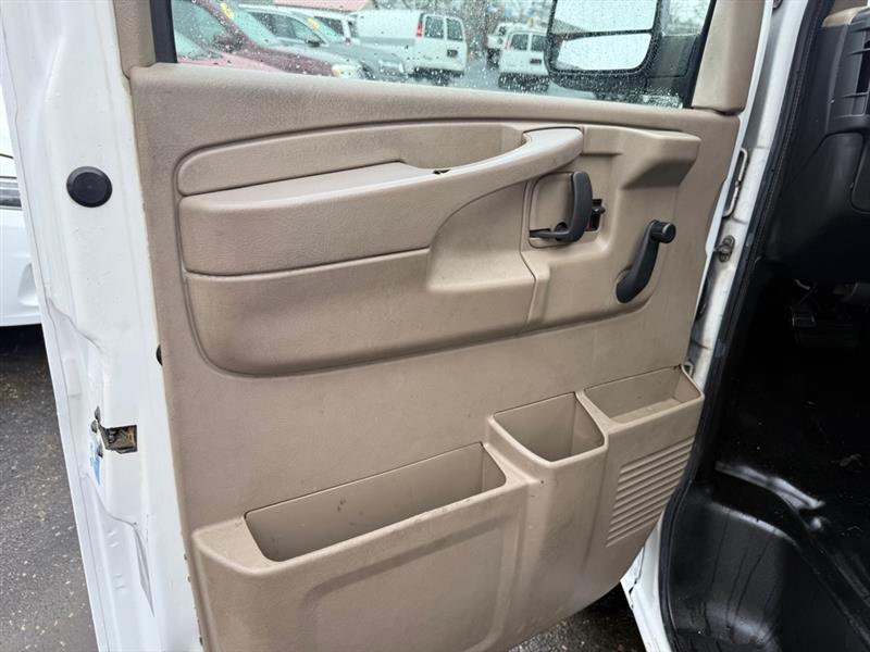 Chevrolet Express 2500 Cargo 2011