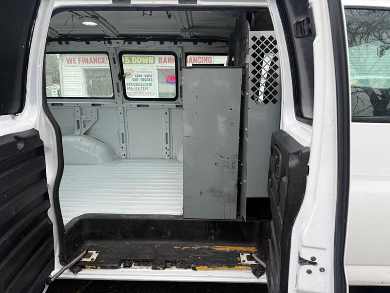 GMC Savana G2500 Cargo 2013
