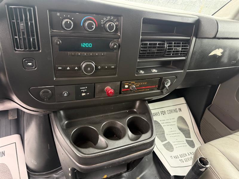 GMC Savana G2500 Cargo 2013