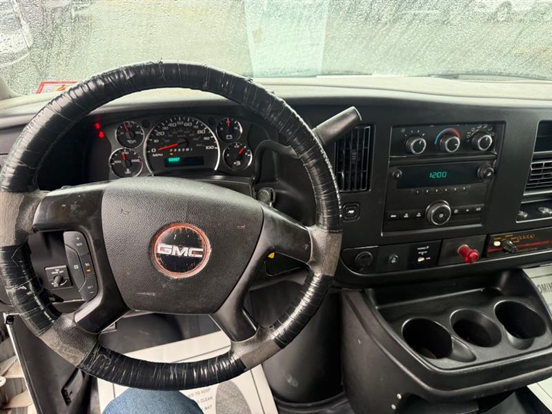 GMC Savana G2500 Cargo 2013