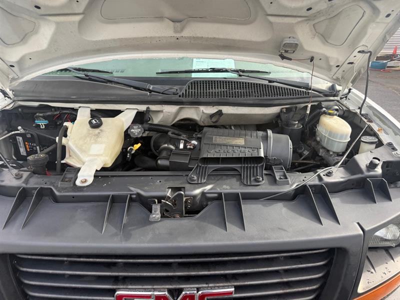 GMC Savana G2500 Cargo 2013