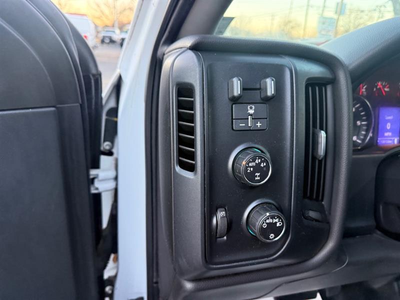 Chevrolet Silverado 1500 Work Truck Double Cab 4WD 2015