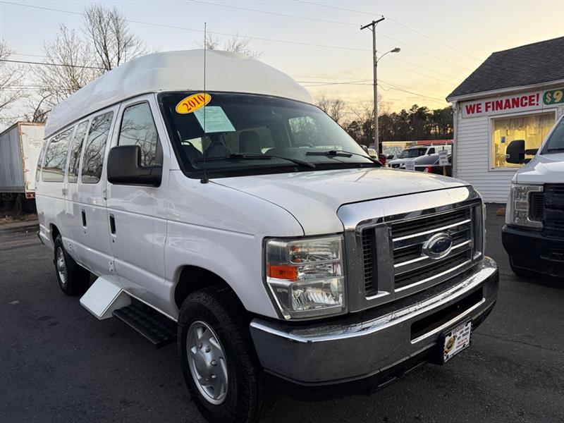 Ford Econoline E-250 Extended 2010