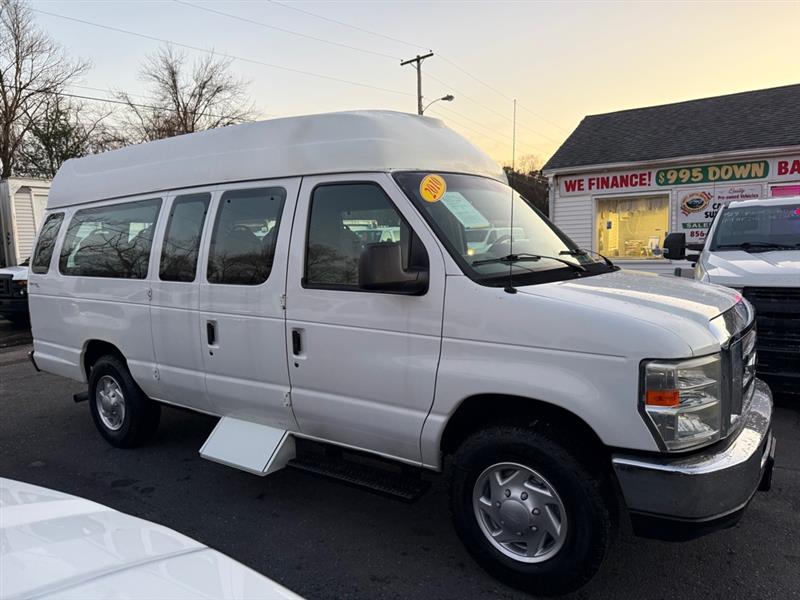 Ford Econoline E-250 Extended 2010