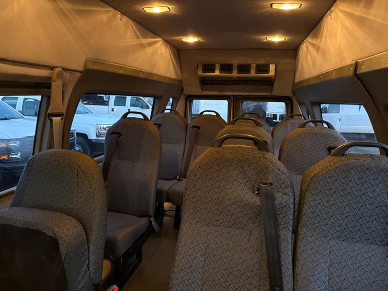 Ford Econoline E-250 Extended 2010