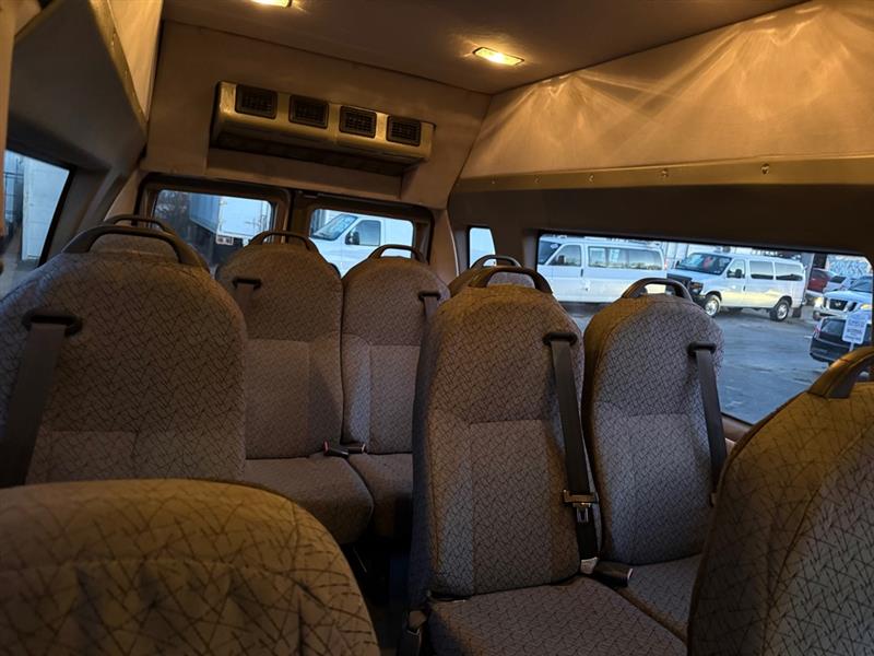 Ford Econoline E-250 Extended 2010