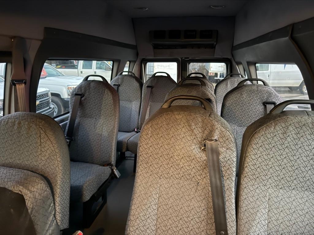 Ford Econoline E-250 Extended 2010