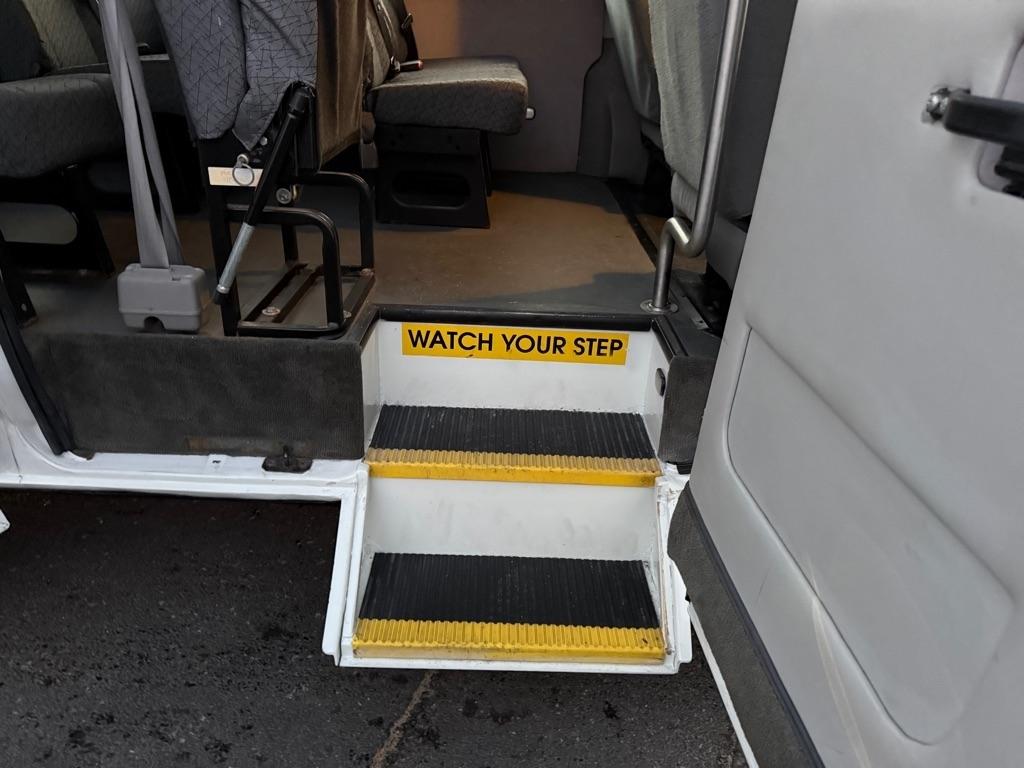 Ford Econoline E-250 Extended 2010