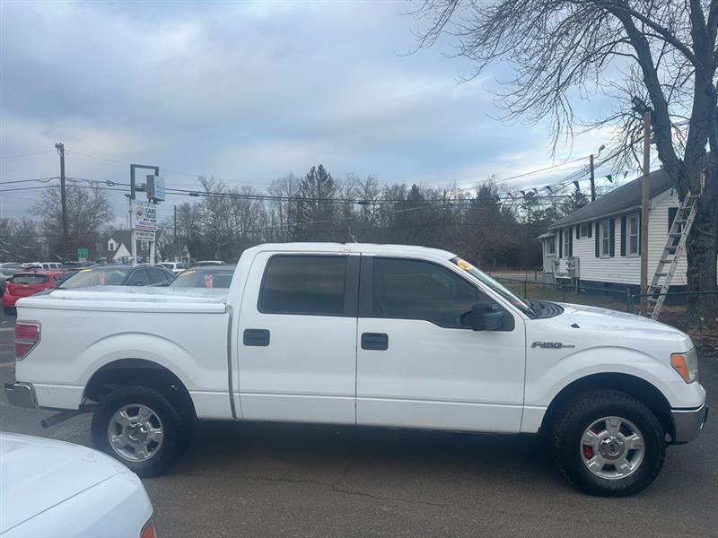 Ford F-150 XL SuperCrew 5.5-ft. Bed 4WD 2014