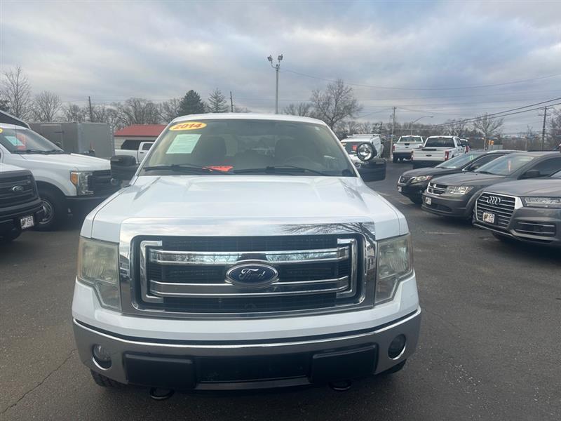 Ford F-150 XL SuperCrew 5.5-ft. Bed 4WD 2014
