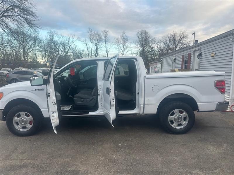 Ford F-150 XL SuperCrew 5.5-ft. Bed 4WD 2014