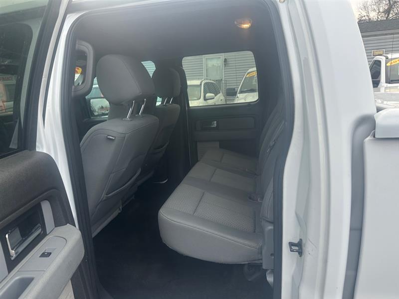 Ford F-150 XL SuperCrew 5.5-ft. Bed 4WD 2014