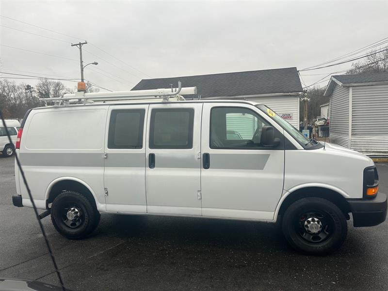 Chevrolet Express 2500 Cargo 2011
