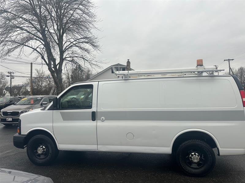 Chevrolet Express 2500 Cargo 2011