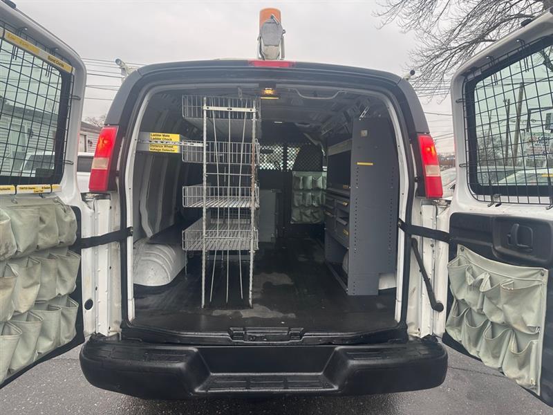 Chevrolet Express 2500 Cargo 2011