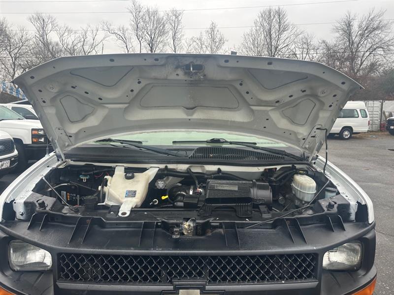 Chevrolet Express 2500 Cargo 2011