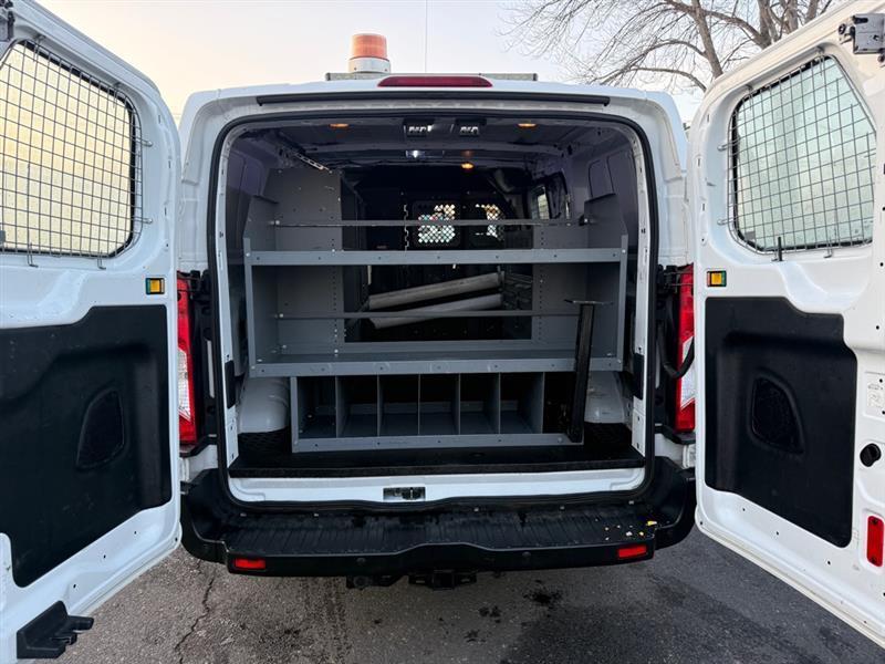 Ford Transit 250 Van Low Roof 60/40 Pass.130-in. WB 2016