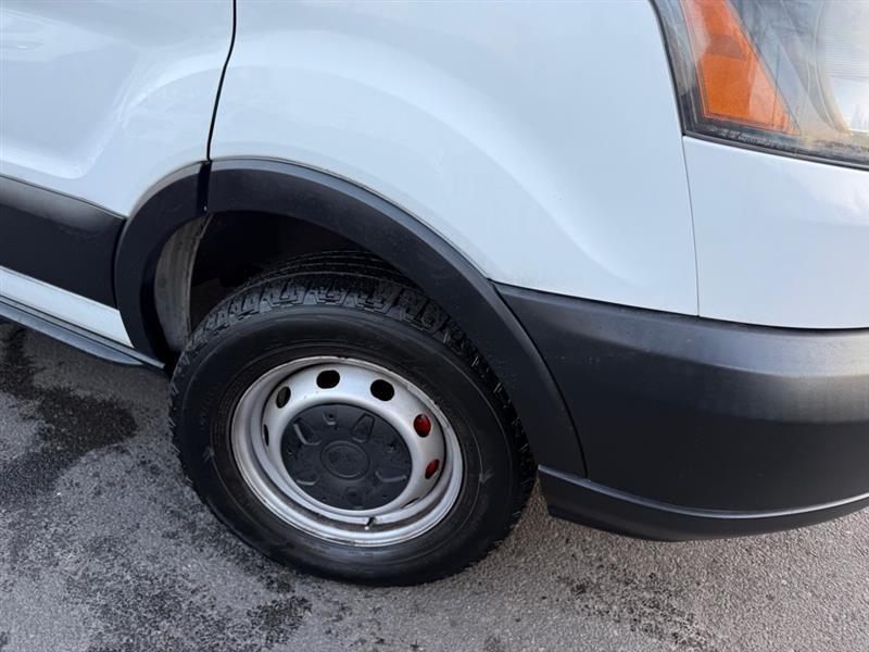 Ford Transit 250 Van Low Roof 60/40 Pass.130-in. WB 2016