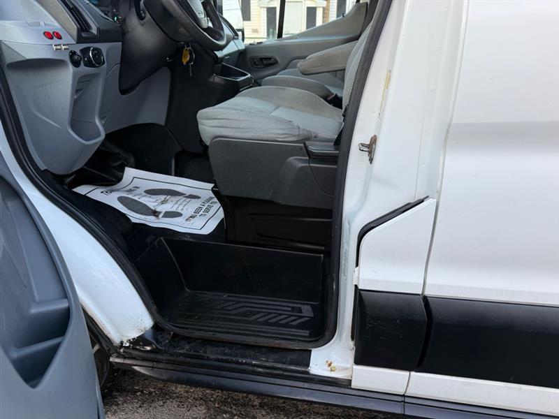 Ford Transit 250 Van Low Roof 60/40 Pass.130-in. WB 2016