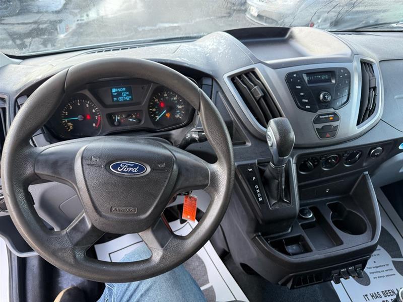 Ford Transit 250 Van Low Roof 60/40 Pass.130-in. WB 2016