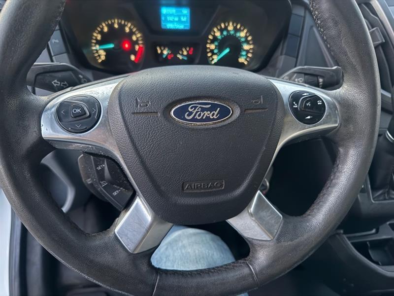 Ford Transit 250 Van Med. Roof w/Sliding Pass. 130-in. WB 2015