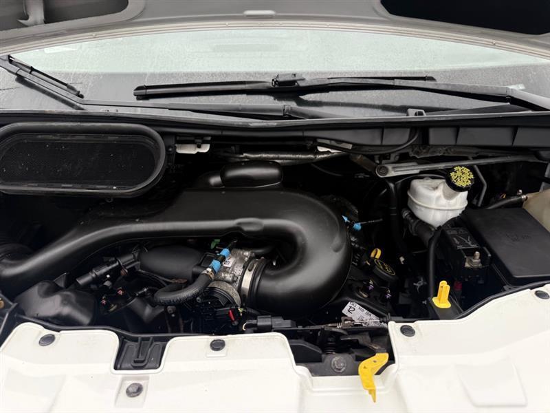 Ford Transit 250 Van Low Roof 60/40 Pass.130-in. WB 2016