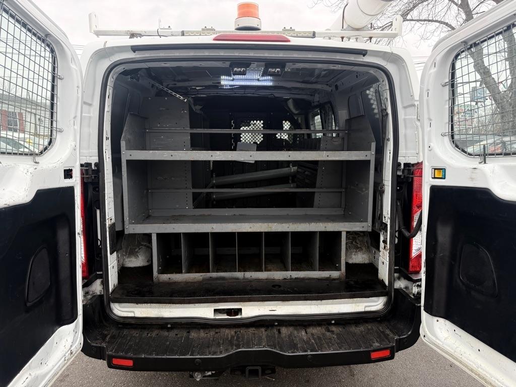 Ford Transit T-250 130" Low Rf 9000 GVWR Swing-Out RH Dr 2016