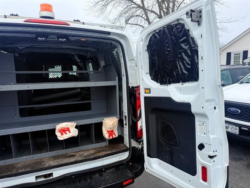 Ford Transit 250 Van Low Roof 60/40 Pass.130-in. WB 2016