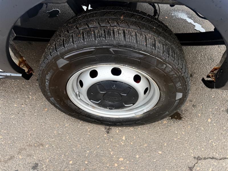 Ford Transit 250 Van Low Roof 60/40 Pass.130-in. WB 2016