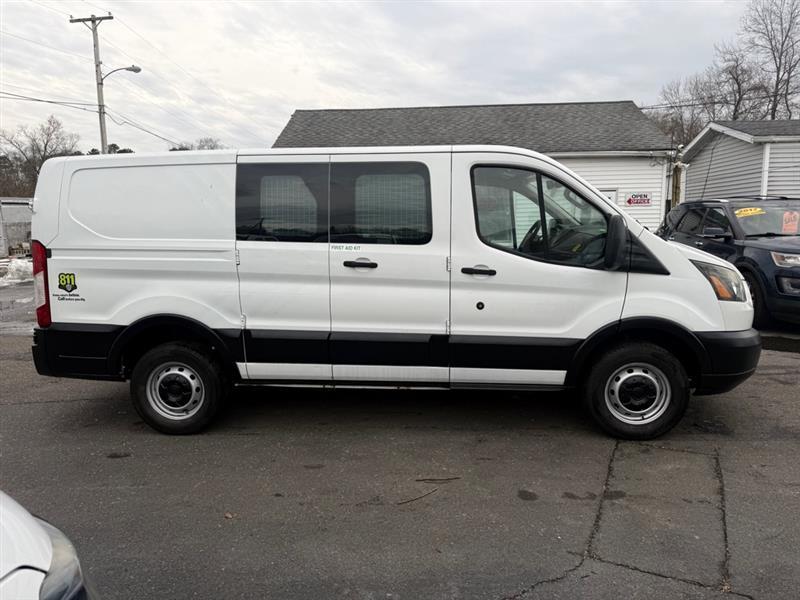 Ford Transit 250 Van Low Roof 60/40 Pass.130-in. WB 2015