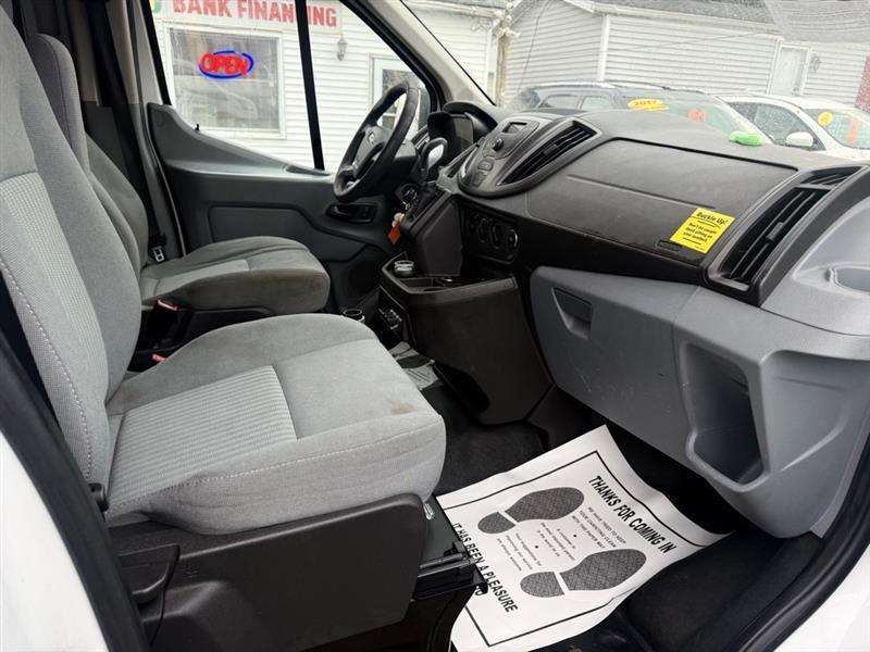 Ford Transit 250 Van Low Roof 60/40 Pass.130-in. WB 2015