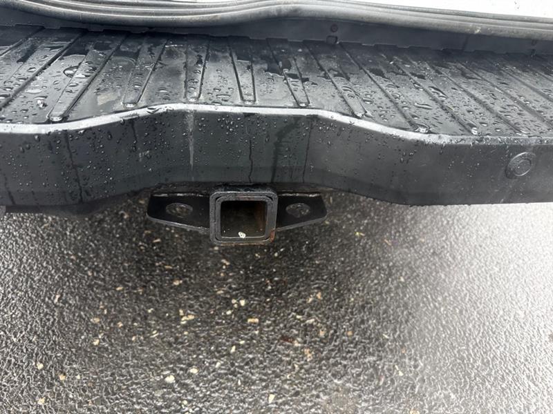 Ford Transit 250 Van Low Roof 60/40 Pass.130-in. WB 2016