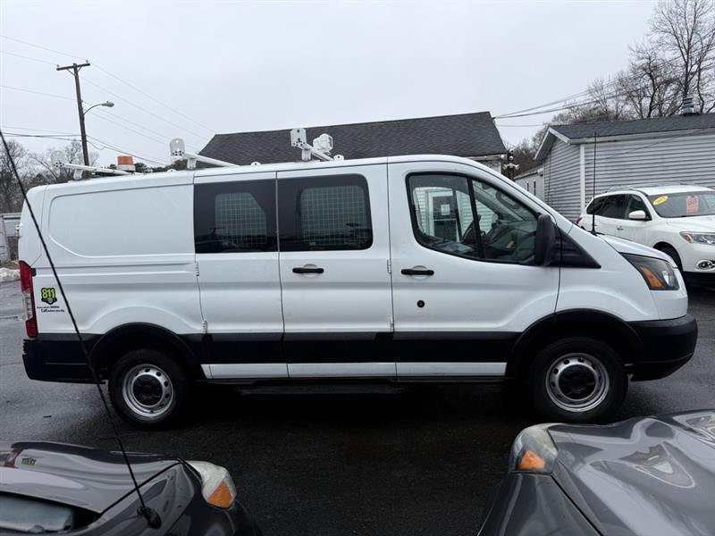Ford Transit 250 Van Low Roof 60/40 Pass.130-in. WB 2016
