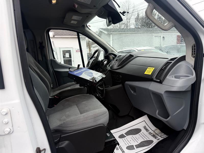 Ford Transit 250 Van Low Roof 60/40 Pass.130-in. WB 2016