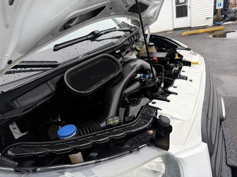 Ford Transit 250 Van Low Roof 60/40 Pass.130-in. WB 2016