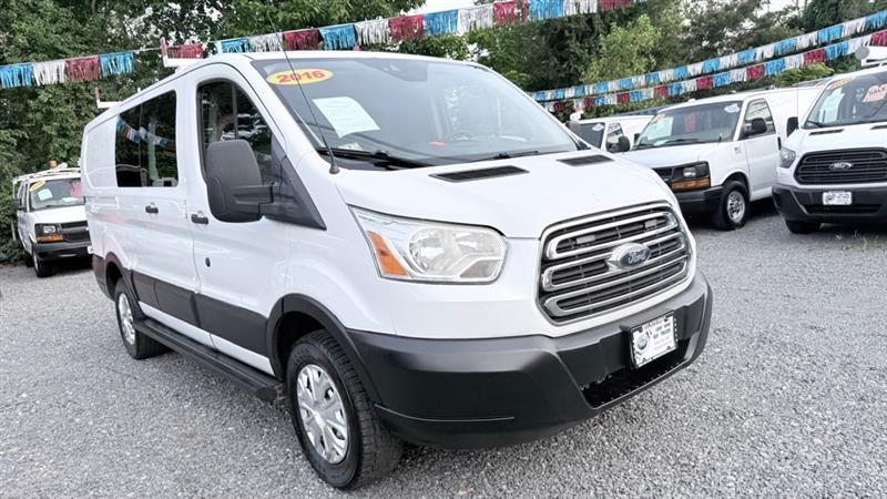 Ford Transit 250 Van Low Roof 60/40 Pass.130-in. WB 2016