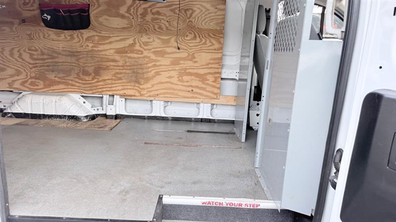 Ford Transit 250 Van Low Roof 60/40 Pass.130-in. WB 2016
