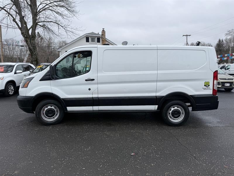 Ford Transit 250 Van Low Roof 60/40 Pass.130-in. WB 2016