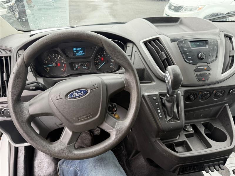 Ford Transit 250 Van Low Roof 60/40 Pass.130-in. WB 2016