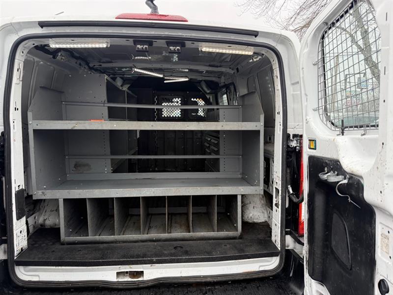 Ford Transit 250 Van Low Roof 60/40 Pass.130-in. WB 2016