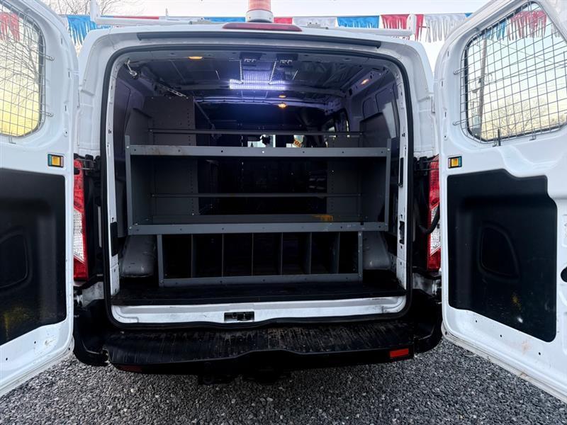 Ford Transit 250 Van Low Roof 60/40 Pass.130-in. WB 2016