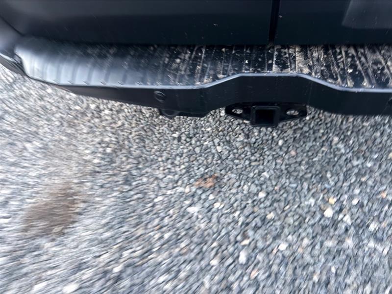 Ford Transit 250 Van Low Roof 60/40 Pass.130-in. WB 2016