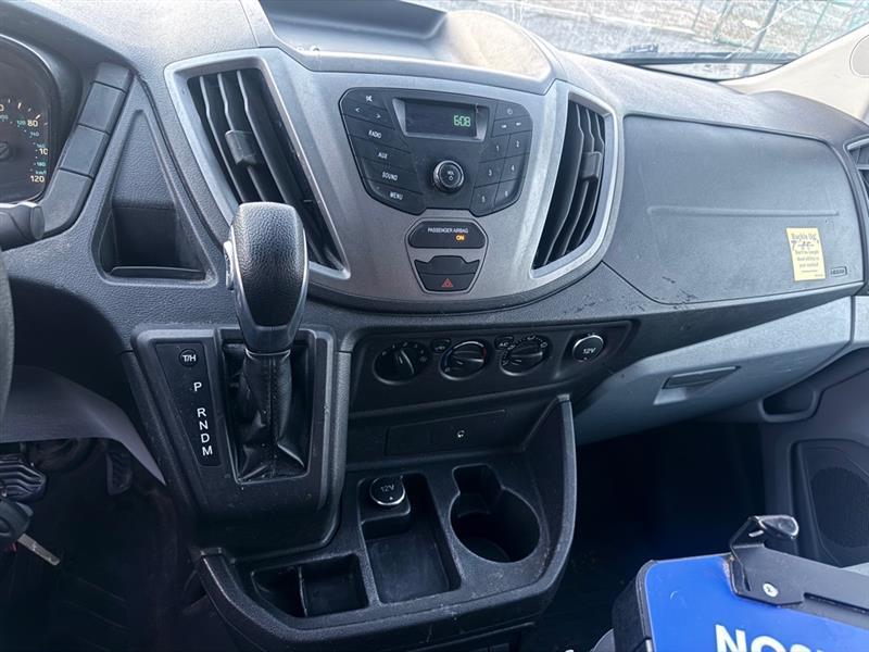 Ford Transit 250 Van Low Roof 60/40 Pass.130-in. WB 2016