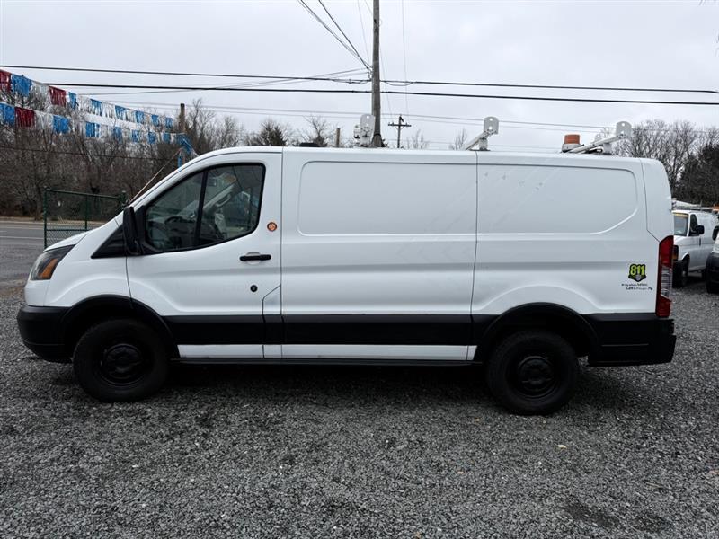 Ford Transit 250 Van Low Roof 60/40 Pass.130-in. WB 2016