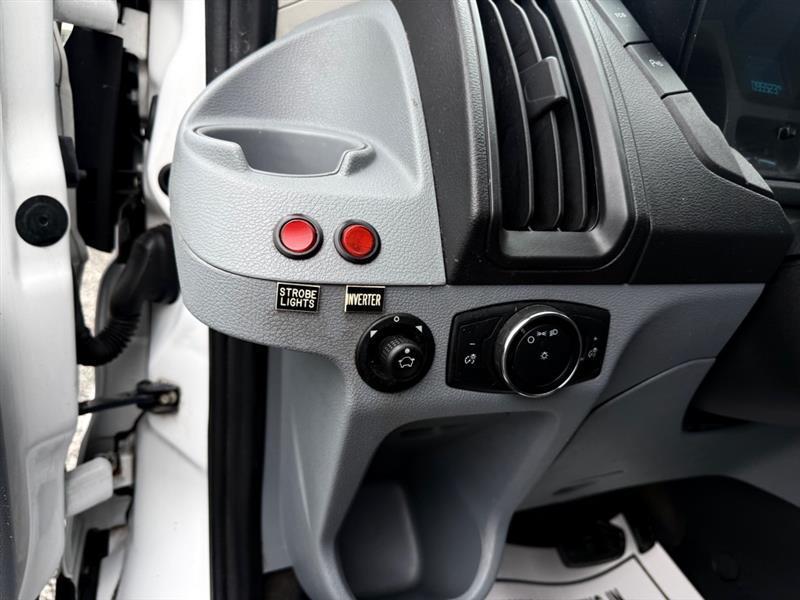 Ford Transit 250 Van Low Roof 60/40 Pass.130-in. WB 2016