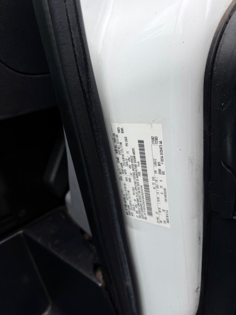 Ford Transit 250 Van Low Roof 60/40 Pass.130-in. WB 2016